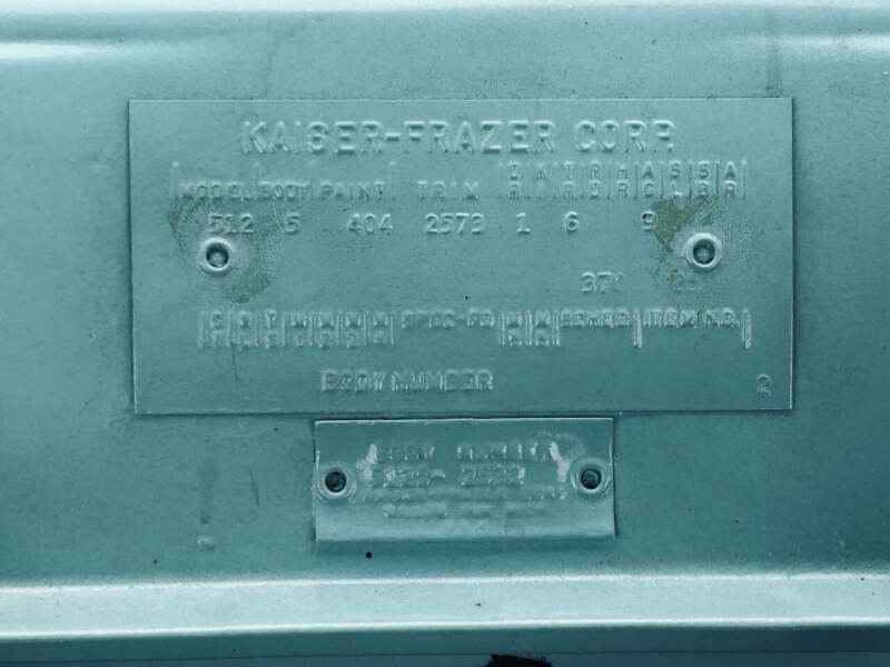 1952 Kaiser TRAVLER