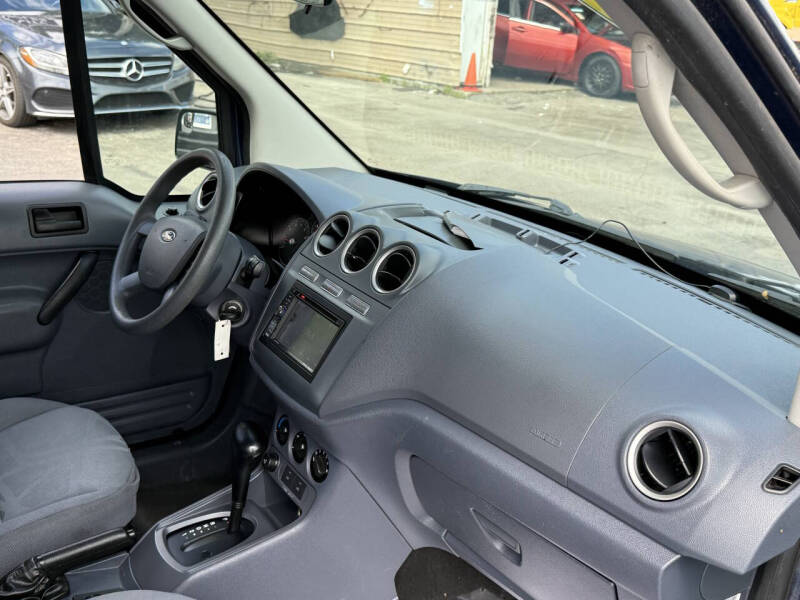 2013 Ford Transit Connect XLT
