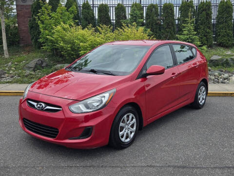 2013 Hyundai Accent GS