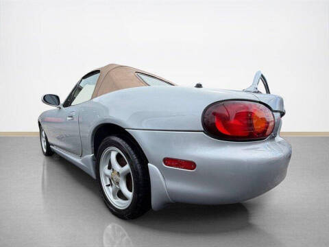 2000 Mazda MX-5 Miata