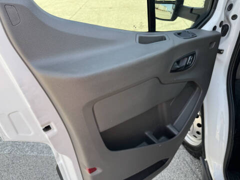 2022 Ford Transit 350