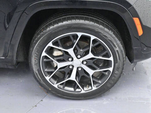 2023 Jeep Grand Cherokee Summit Reserve