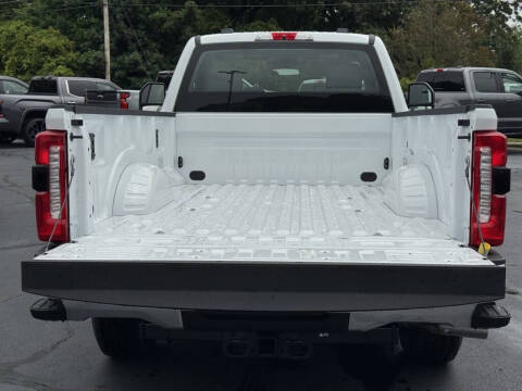 2025 Ford F-350 Super Duty XL