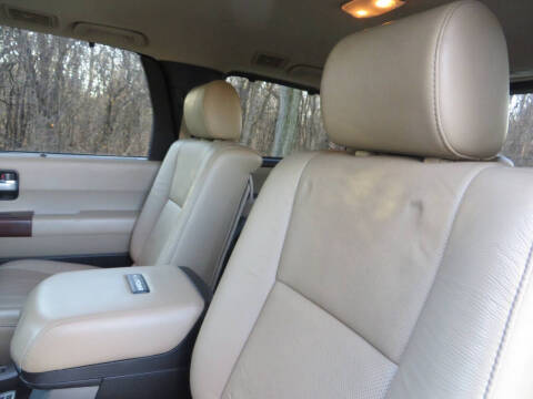 2014 Toyota Sequoia Platinum