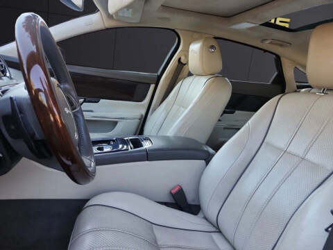 2012 Jaguar XJL Portfolio