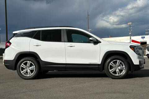 2024 GMC Terrain SLE