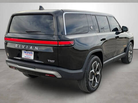 2023 Rivian R1S Adventure