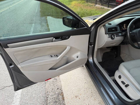 2015 Volkswagen Passat 2.0L TDI SE