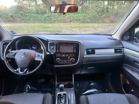 2016 Mitsubishi Outlander