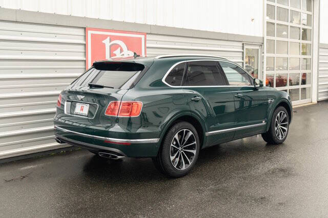 2017 Bentley Bentayga 52