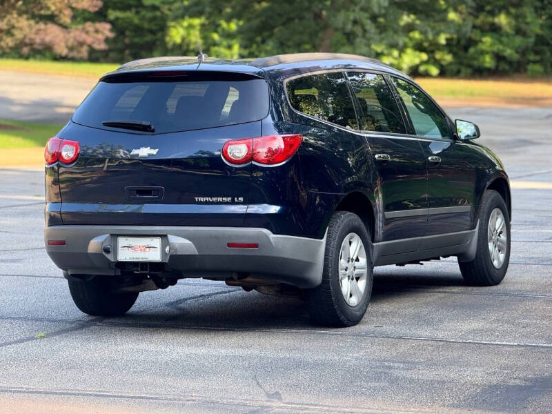 2012 Chevrolet Traverse LS