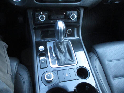 2014 Volkswagen Touareg TDI Sport