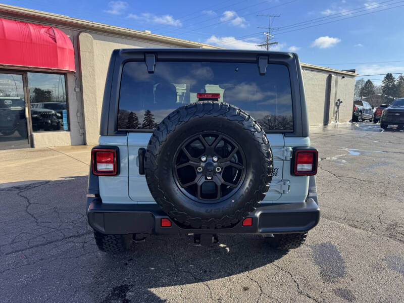 2024 Jeep Wrangler Willys