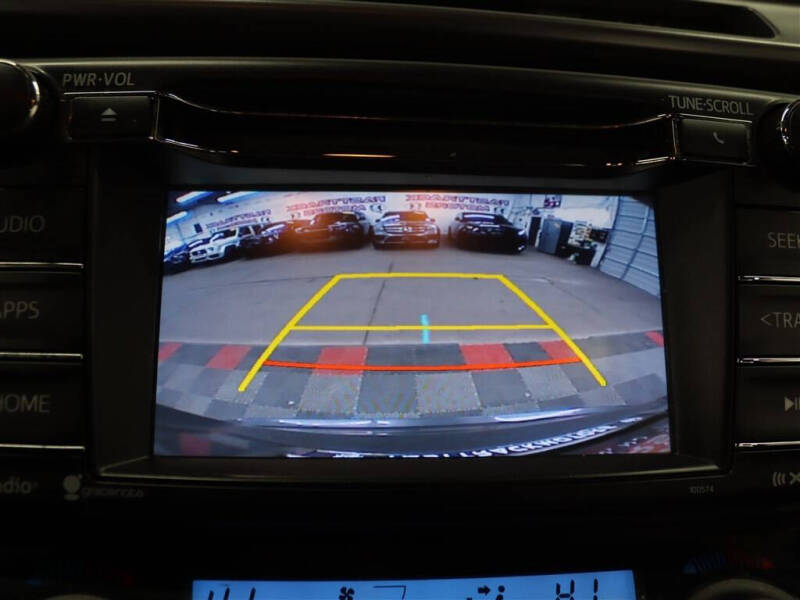 2017 Toyota RAV4 Hybrid SE