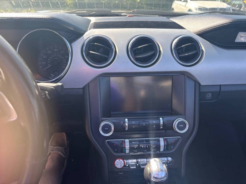 2015 Ford Mustang EcoBoost Premium