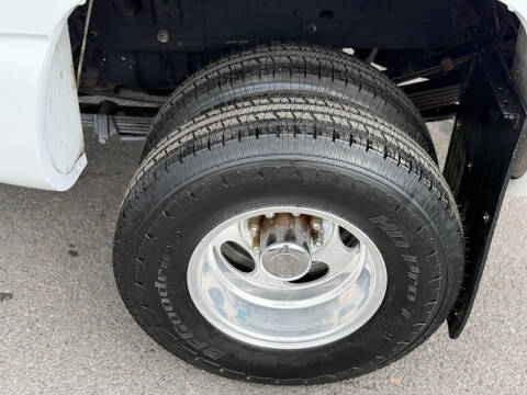 2002 Chevrolet Silverado 3500 LS