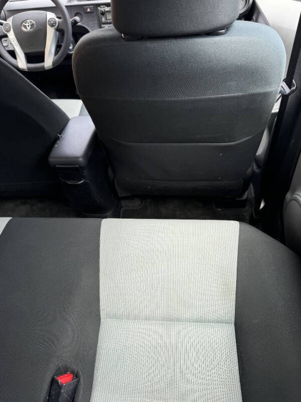 2013 Toyota Prius c One