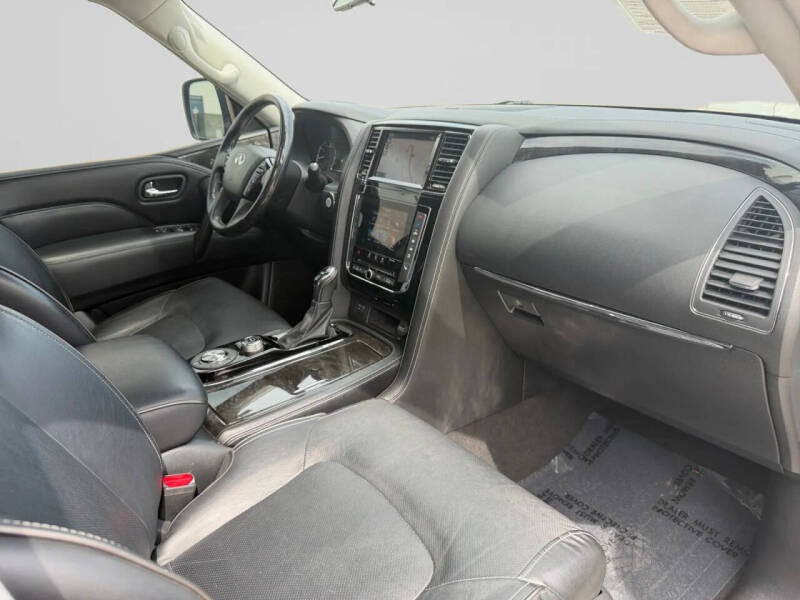 2020 Infiniti QX80 Luxe