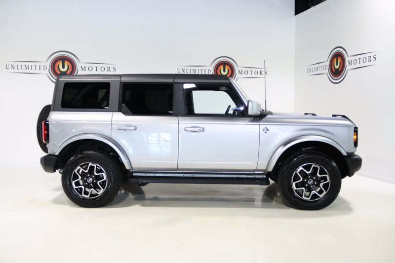 2023 Ford Bronco Outer Banks Advanced