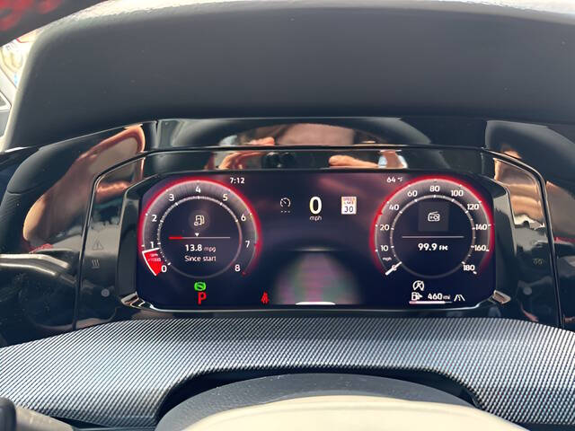 2025 Volkswagen Golf GTI SE