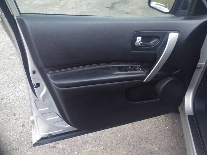 2012 Nissan Rogue SV w/SL Package