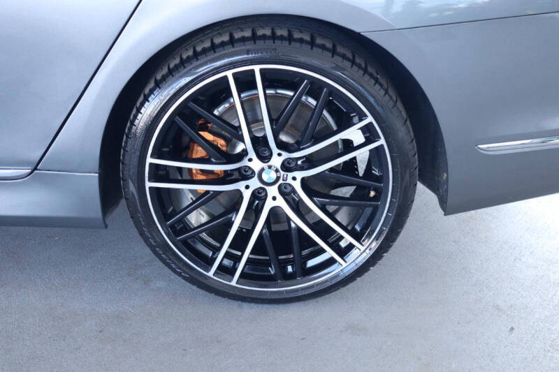 2018 BMW 7 Series 750i