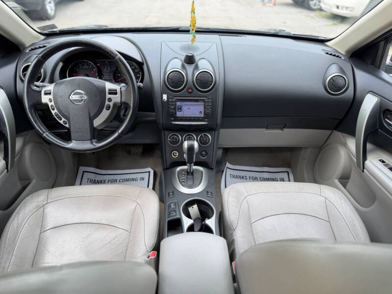 2012 Nissan Rogue S