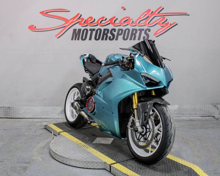 2018 Ducati Panigale V4 S