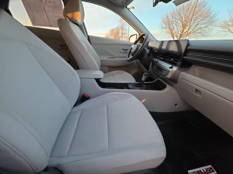 2025 Hyundai Kona SEL