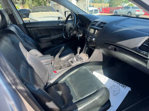 2005 Honda Accord EX w/Leather