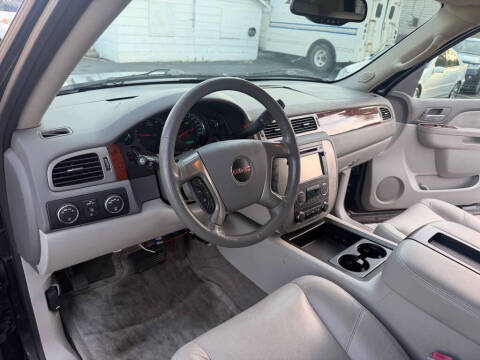 2013 GMC Yukon XL SLT