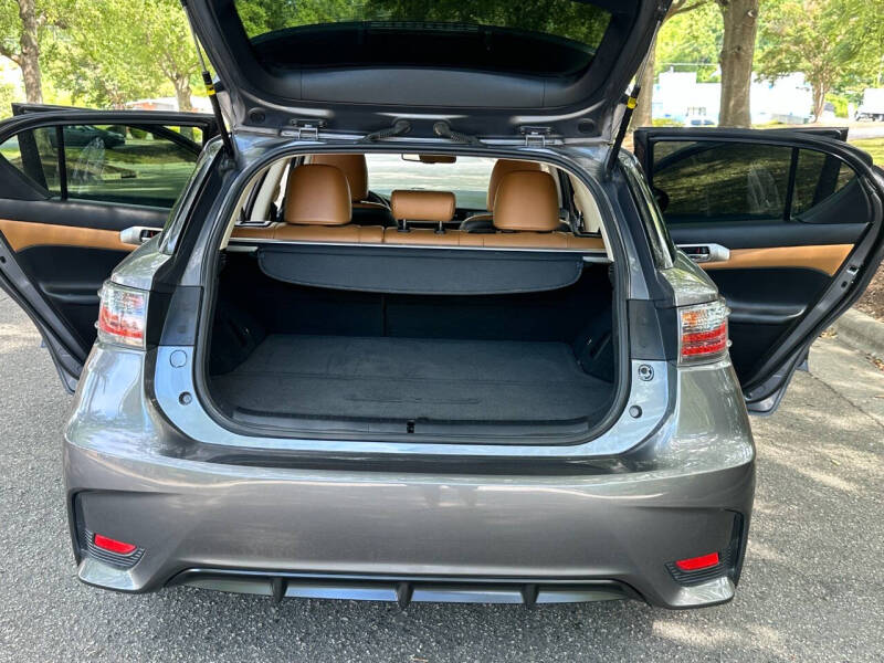2017 Lexus CT 200h