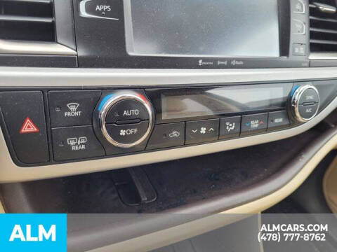 2019 Toyota Highlander SE