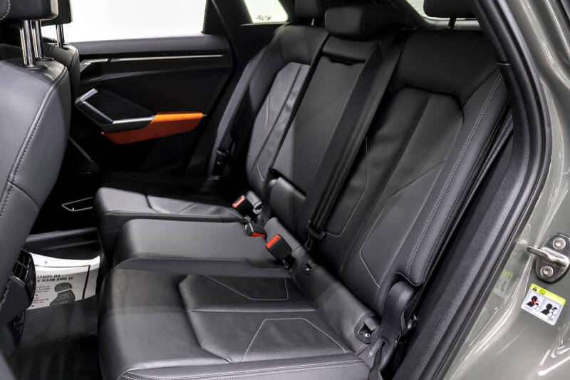 2019 Audi Q3 quattro S line Prem Plus 45 TFSI