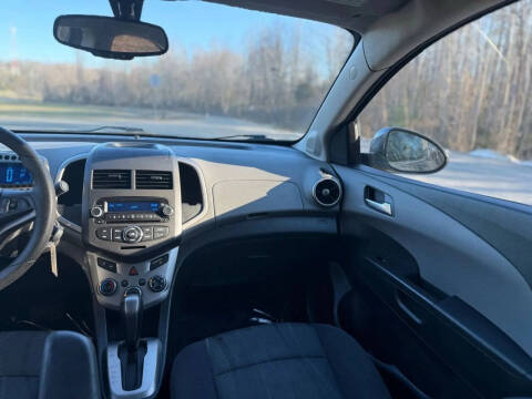 2014 Chevrolet Sonic LT Auto