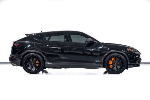 2024 Lamborghini Urus Performante