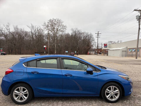 2017 Chevrolet Cruze LT Auto