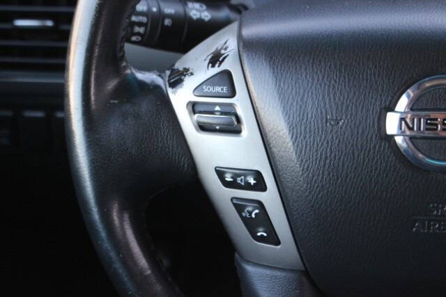 2013 Nissan Armada Platinum