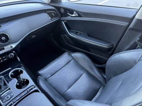 2018 Kia Stinger Premium