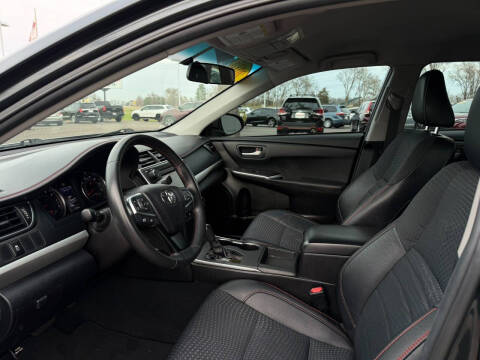 2015 Toyota Camry SE