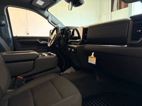 2026 GMC Sierra 1500 Elevation Standard