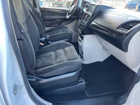 2018 Dodge Grand Caravan SE