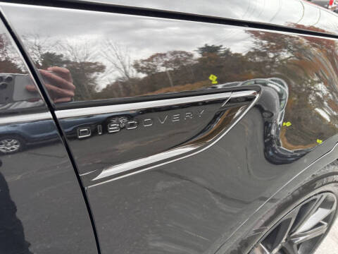 2020 Land Rover Discovery Landmark Edition