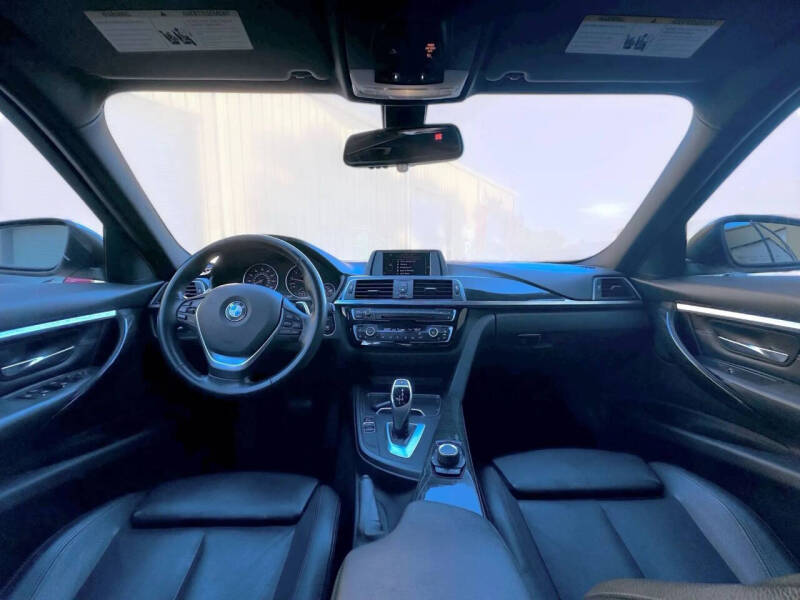 2016 BMW 3 Series 328i