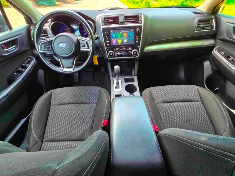 2018 Subaru Outback 2.5i Premium