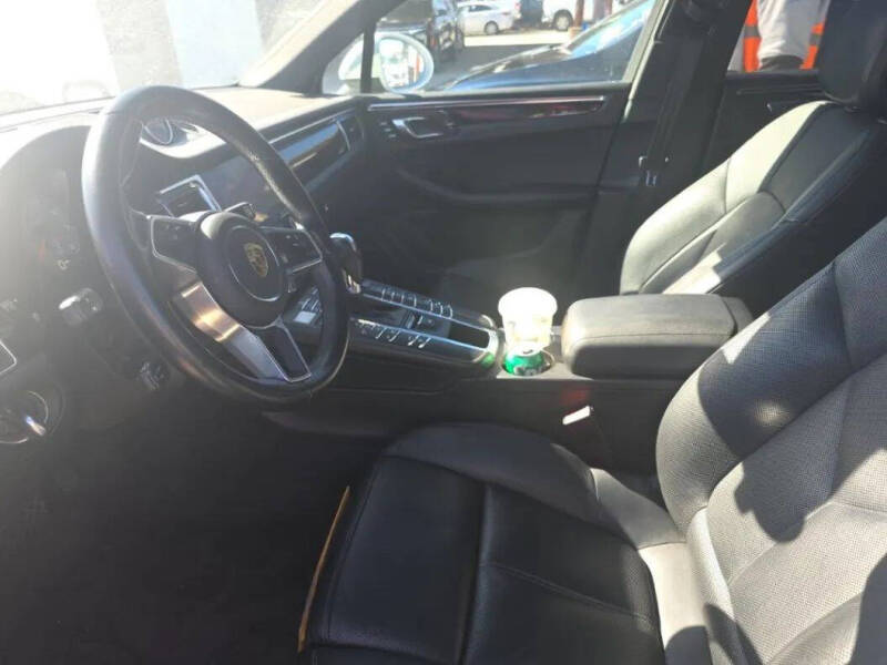 2017 Porsche Macan S