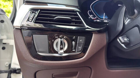 2022 BMW 5 Series 530e xDrive