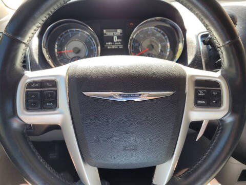 2014 Chrysler Town and Country Touring