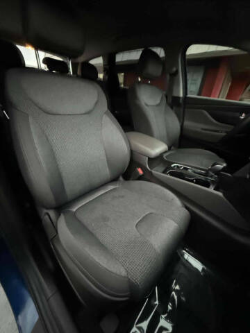 2020 Hyundai Santa Fe SE