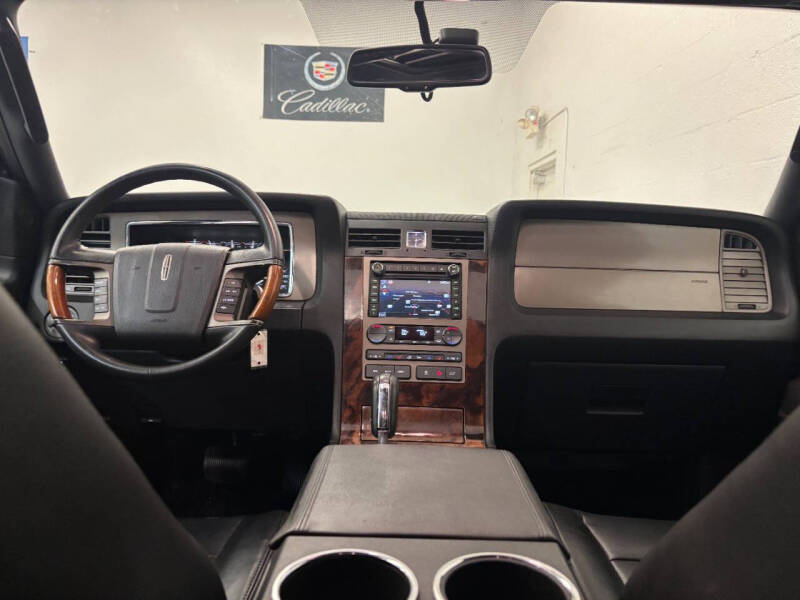 2011 Lincoln Navigator
